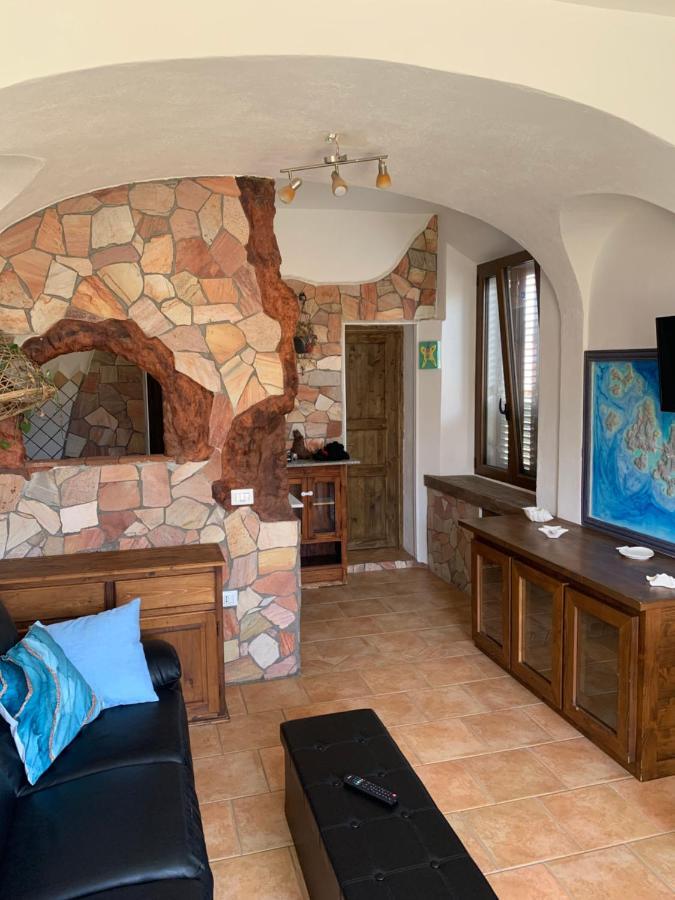 Casa Balilla 2 Lägenhet La Maddalena  Exteriör bild